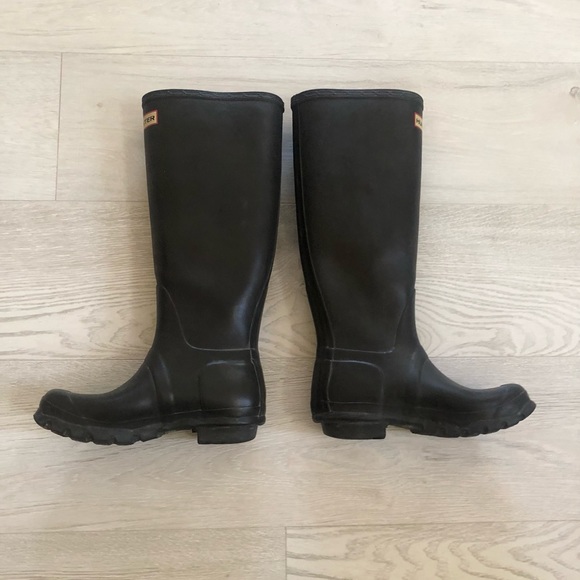 Hunter Original Tall Matte Black Waterproof Rain Boots - Picture 10 of 16